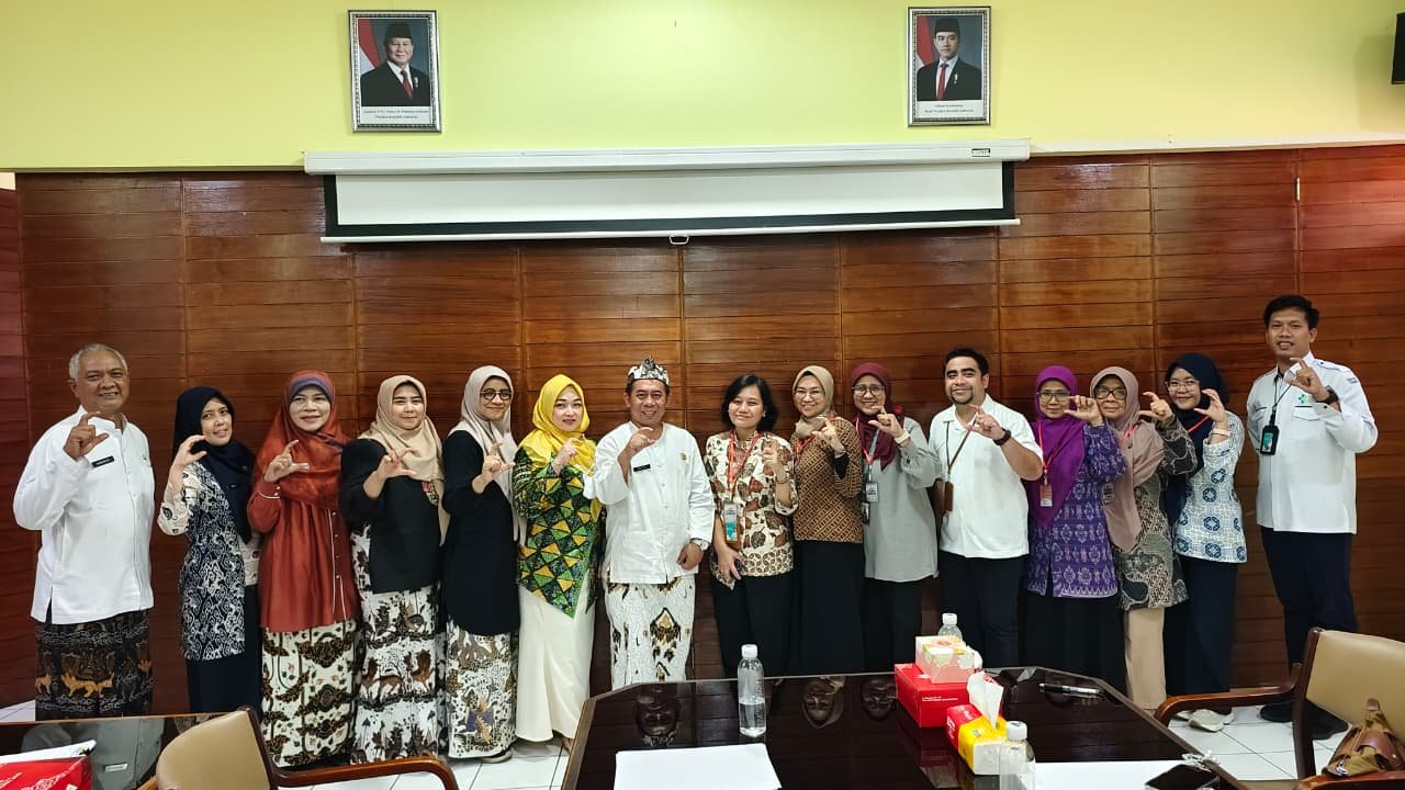 TINGKATKAN MUTU PELAYANAN, DIREKTORAT MUTU PELAYANAN KESEHATAN KEMENKES TINJAU RSD GUNUNG JATI KOTA CIREBON