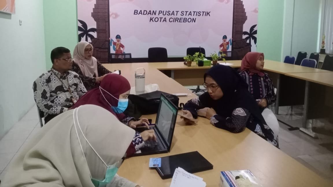 Pemeriksaan Kesehatan Gratis di Badan Pusat Statistik (BPS) Kota Cirebon